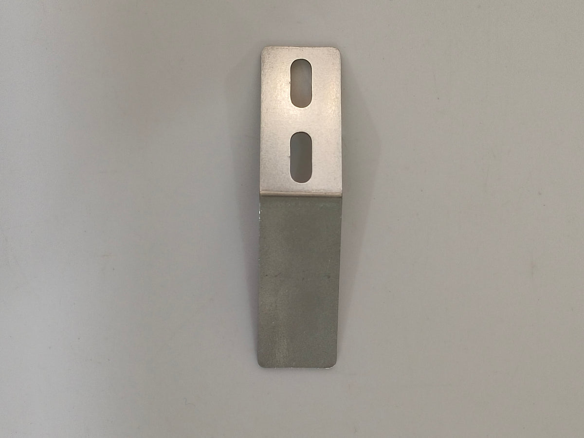 rudder retaining clip